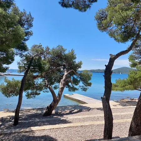 Mobile Blue Lagoon 785 Camping