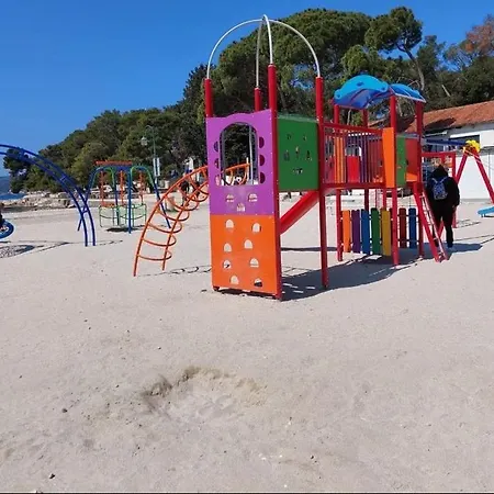 Mobile Blue Lagoon 785 *