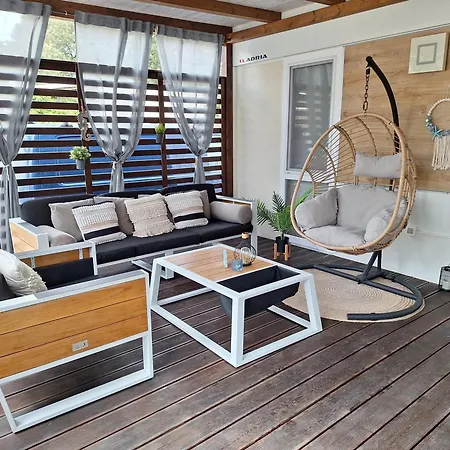 Mobile Blue Lagoon 785