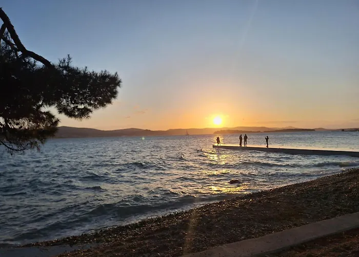 Mobile Blue Lagoon 785